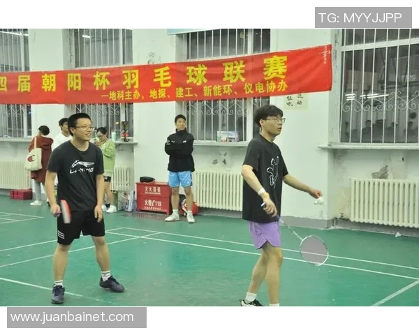 南京羽毛球队实力强劲荣登全国第七名展现出色竞技水平与团队合作精神