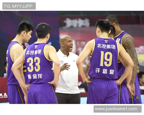 北京篮球队防守反击战术分析及其成败得失探讨